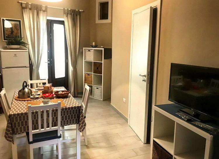 Bed and Breakfast Da Zio Toto Шилла Екстер'єр фото